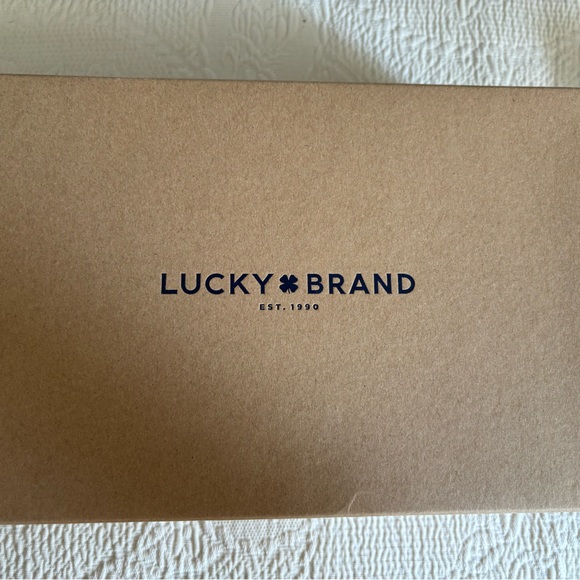 Lucky Brand shoes - Picture 2 of 4